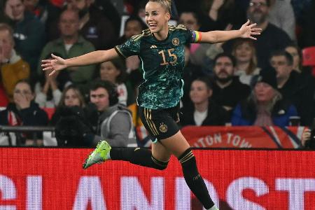 DFB-Frauen: Gwinn verteidigt Wück