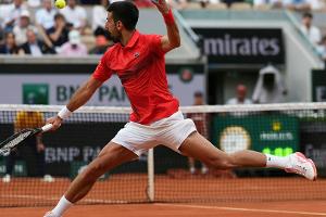 Trotz Fuß-Schreck: Djokovic feiert Jubiläum