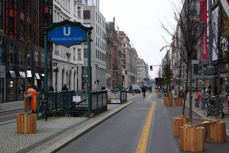 U-Bahnhof Französische Straße: Dieser stillgelegte U-Bahnhof ist hierzulande wohl einer der jüngsten Geister-Bahnhöfe. Erst 2020 erfolgte die Schließung.
