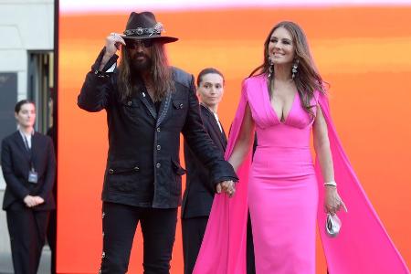 Liz Hurley und Billy Ray Cyrus: Das sagt Miley Cyrus zur Beziehung