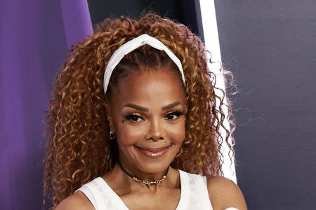 Doch zurück zu den Awards: Janet Jackson freute sich über ihre Auszeichnung mit dem Icon Award...