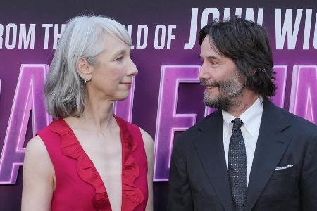 Keanu Reeves und Alexandra Grant begeistern mit Red-Carpet-Auftritt