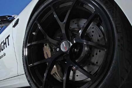 BMW M2 von Lightweight