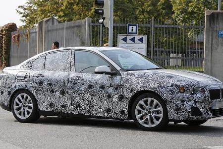 Erlkönig BMW 1er Stufenheck