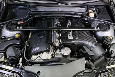 BMW M3 CSL E46 (2003) Motorraum