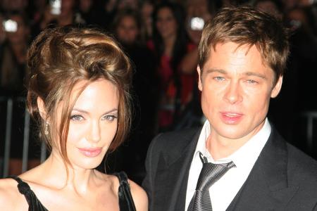 Es folgte ein langer Rosenkrieg, unter anderem um das Sorgerecht für die Kinder, dessen Wirkungen noch heute nachklingen. Zuletzt stritt man sich um ein Weingut.