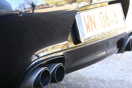 Porsche 911 Carrera S, Endrohre