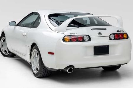 Toyota Supra Mk IV JZA 80 (1994) Heck mit Spoiler