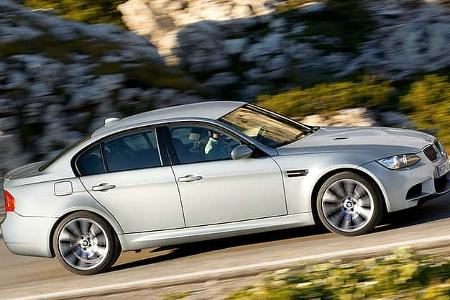 BMW M3 Limousine, E90, Seite