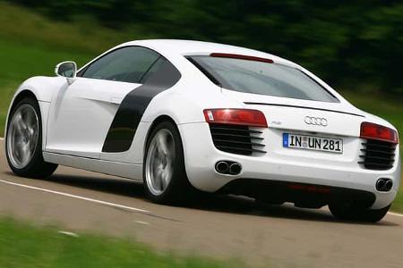 Audi R8 V8