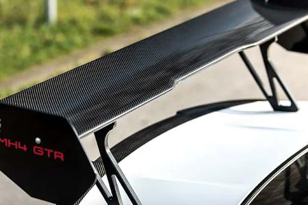 Manhart MH4 GTR auf Basis BMW M4 F82 DTM Champion Edition