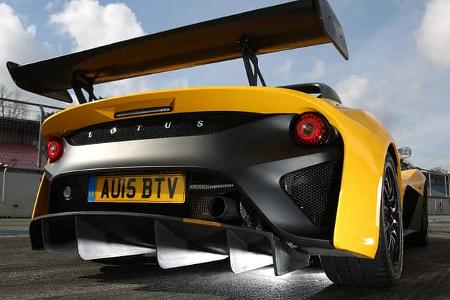 Lotus 3-Eleven, Heckflügel