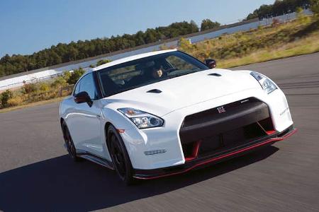 Leserwahl sport auto-Award N 134 - Nissan GT-R Nismo 