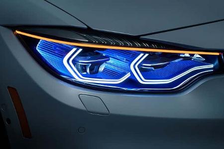 BMW M4 Concept Iconic Lights