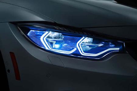 BMW M4 Concept Iconic Lights
