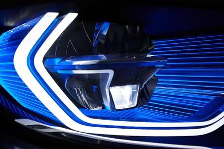 BMW M4 Concept Iconic Lights