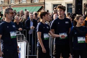 Sportlicher Frederik und dänische Königsfamilie beim "Royal Run 2025"