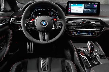 BMW M5 CS