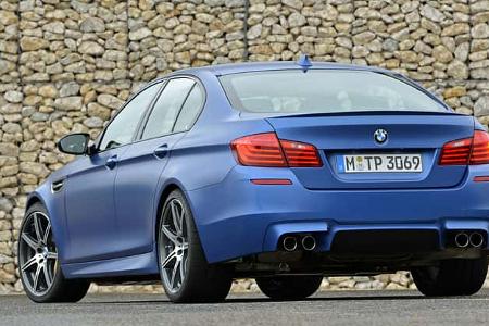BMW M5 F10 (Competition Paket / 2013) - Heckansicht