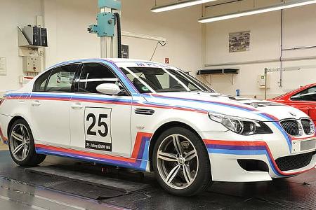 05/11 BMW M GmbH, Prototypen, BMW M5 Ringtaxi