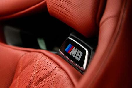 BMW M8 Competition Edition Pit Lane Schweiz