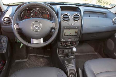 Dacia Duster dCi 110 4x4, Cockpit
