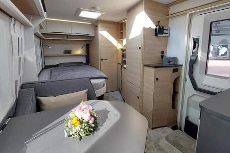 Fendt Apero Activ 390 FH günstiger Wohnwagen