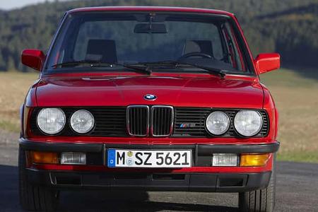 BMW M5 E28