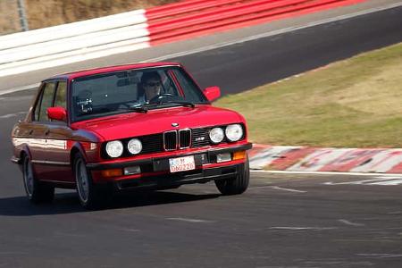 BMW M5 E28