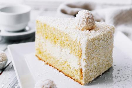 Urlaubsfeeling: Verführerischer Kokosnuss-Kuchen mit Cremefüllung