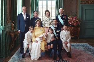 Prinzessin Ines: Palast teilt offizielle Fotos der Taufe