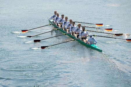 Nach bitterer EM: Deutschland-Achter mit Erfolgserlebnis