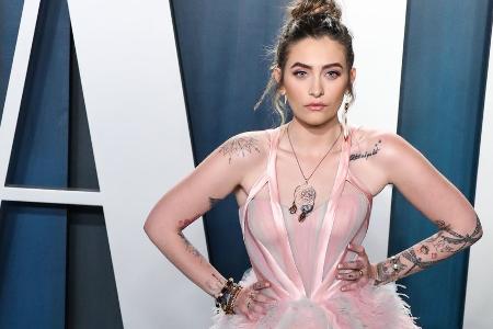Paris Jackson wehrt sich gegen Kritiker wegen Auftrittsdatum