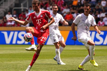 Ab in die Eistonne: Müller hat beste Laune
