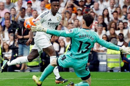 Wegen Vinicius-Puppe: Vier Fans zu Haftstrafen verurteilt