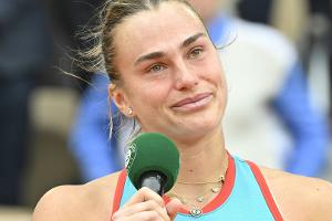 "Absolut unprofessionell": Sabalenka entschuldigt sich bei Gauff