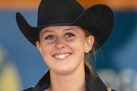 Gina Schumacher: Elf Wochen nach Geburt reitet sie wieder bei Turnier