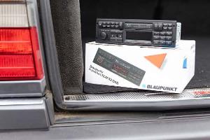 Blaupunkt Frankfurt RCM 82 DAB, Einbau in Mercedes W124 T-Modell