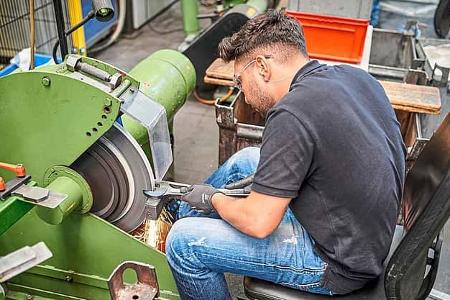 Werkzeug Schleifmaschine