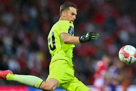 St. Pauli holt Torhüter Spari