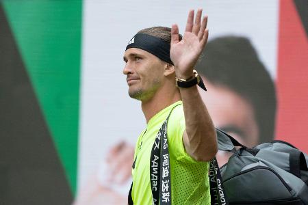 Zverev müht sich ins Viertelfinale - Sinner scheitert an Bublik