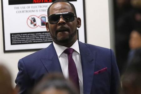 Kein Hausarrest für R. Kelly: Gericht lehnt Eilantrag ab