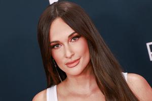 Sängerin Kacey Musgraves bricht sich Rippe in Mexiko