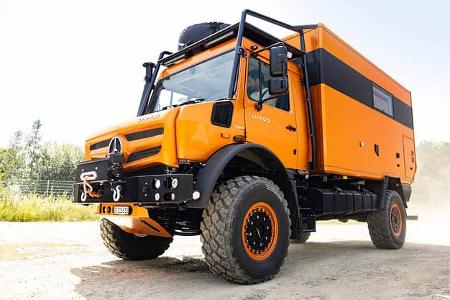 Hellgeth Tenere, Unimog, Außenaufnahme, Sand
