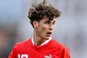 Augsburg verpflichtet Linksverteidiger Sorg aus Graz