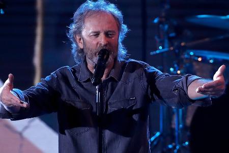 Überraschung! Wolfgang Petry rockt DFB-Frauen-Camp