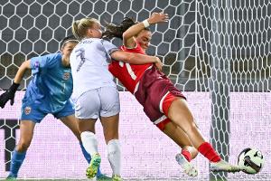 Wolfsburgerin Xhemaili wechselt fest nach Eindhoven