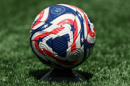 Platzkritik von Luis Enrique: Bälle 