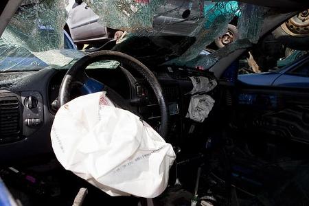 Schrottplatz Airbag Autoverwertung