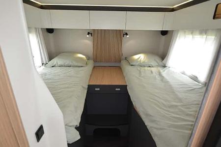 Pilote Pacific P740FGJ Teilintegriertes Wohnmobil Einzelbetten
